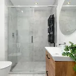 Jasny Z Parkingiem W Centrum Poznania By Renters شقة بوزنان