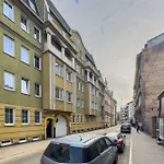 شقة Jasny Z Parkingiem W Centrum Poznania By Renters *