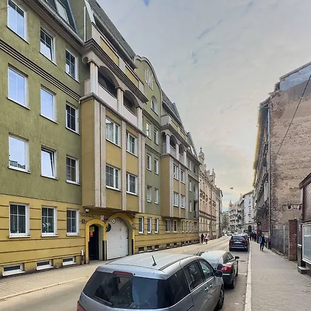 Apartment Jasny Z Parkingiem W Centrum Poznania By Renters *