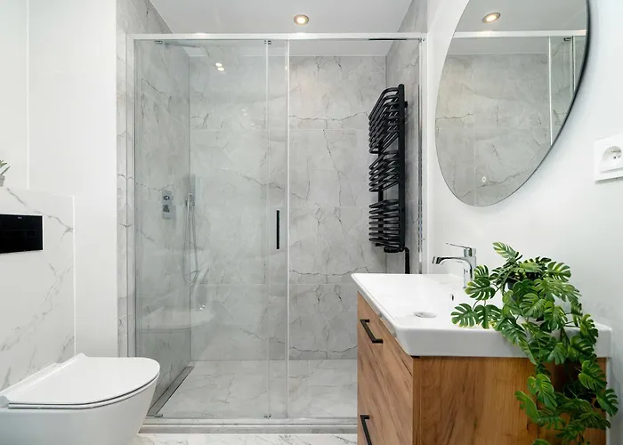 Jasny Z Parkingiem W Centrum Poznania By Renters Apartament Poznań